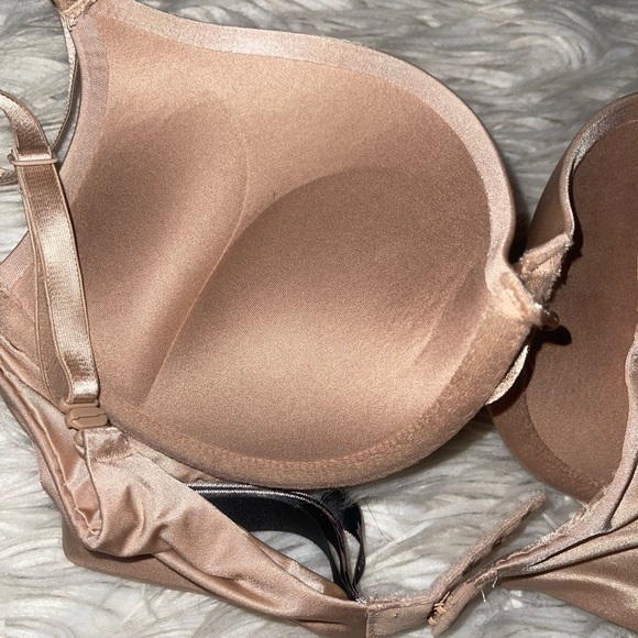 victoria secret plunge bra - Picture 2 of 3